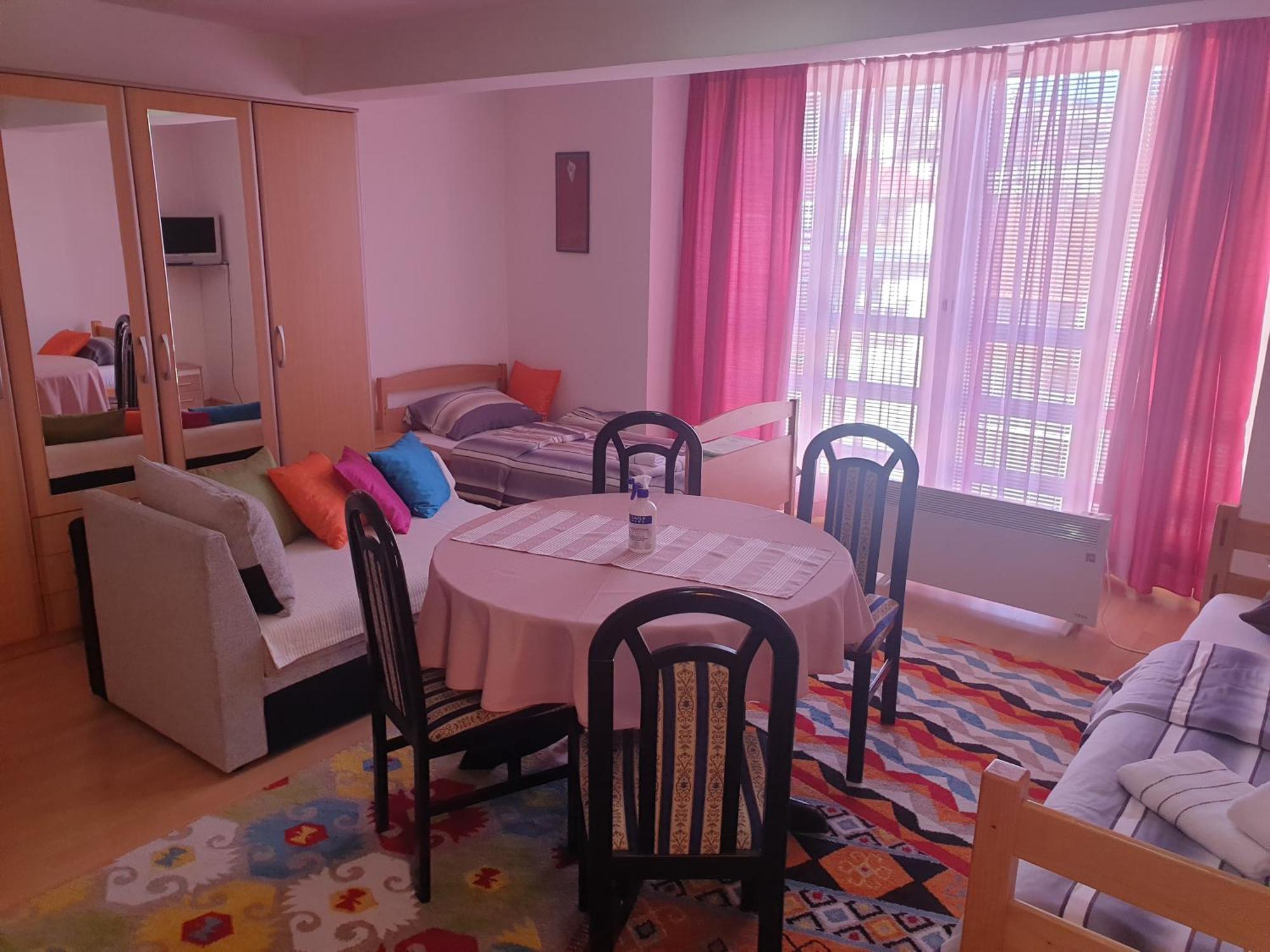 Apartments Kira ซาราเยโว ภายนอก รูปภาพ