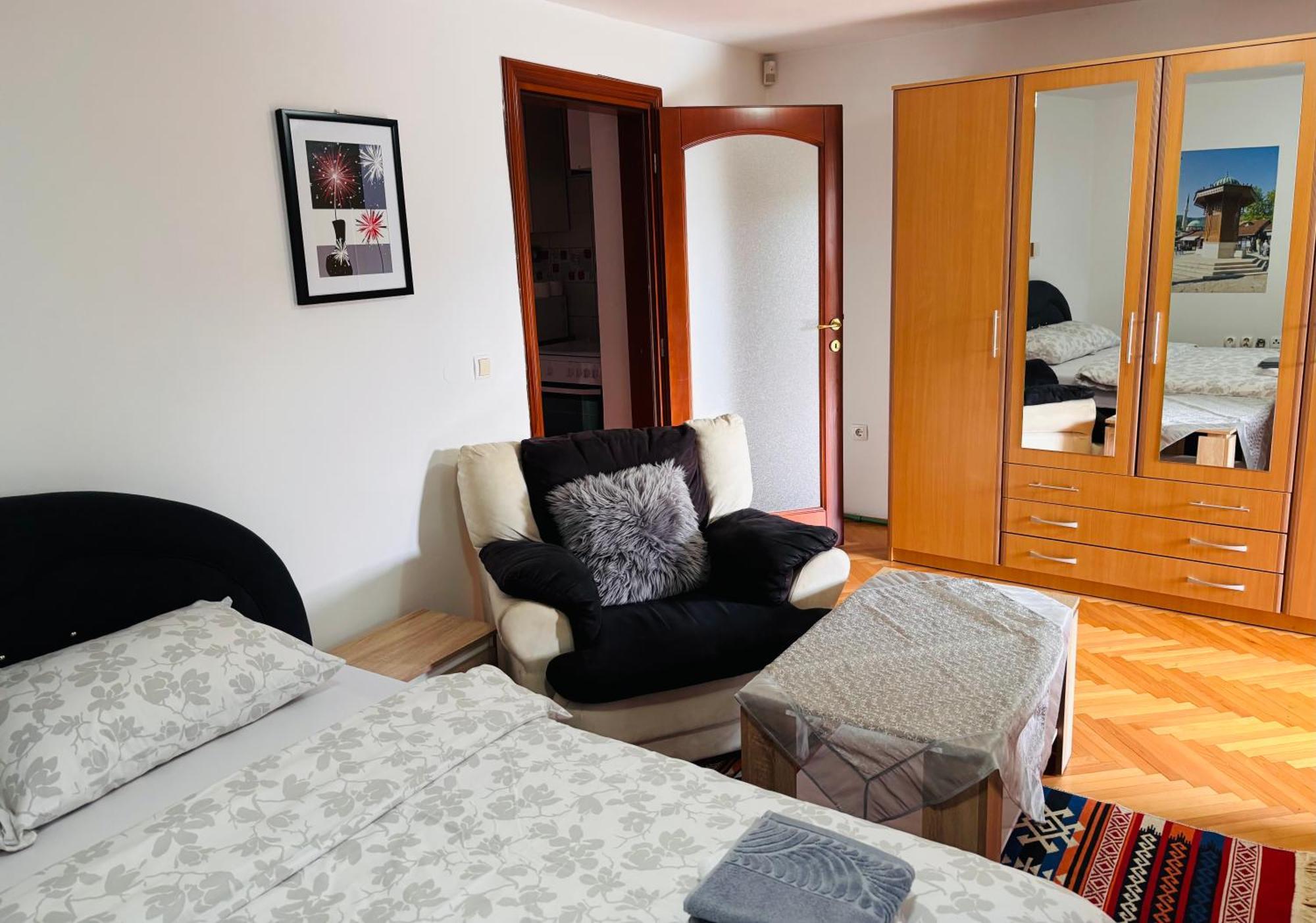 Apartments Kira ซาราเยโว ภายนอก รูปภาพ