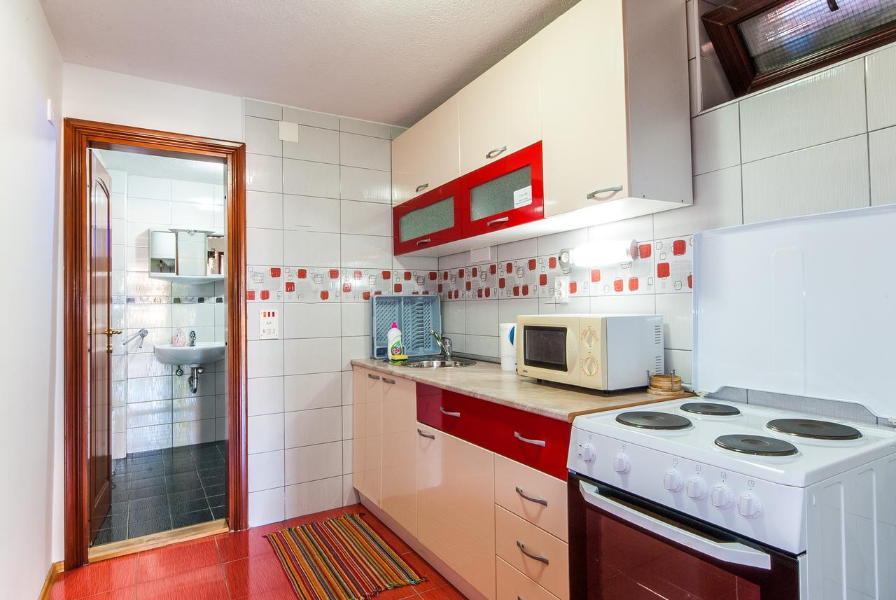 Apartments Kira ซาราเยโว ภายนอก รูปภาพ