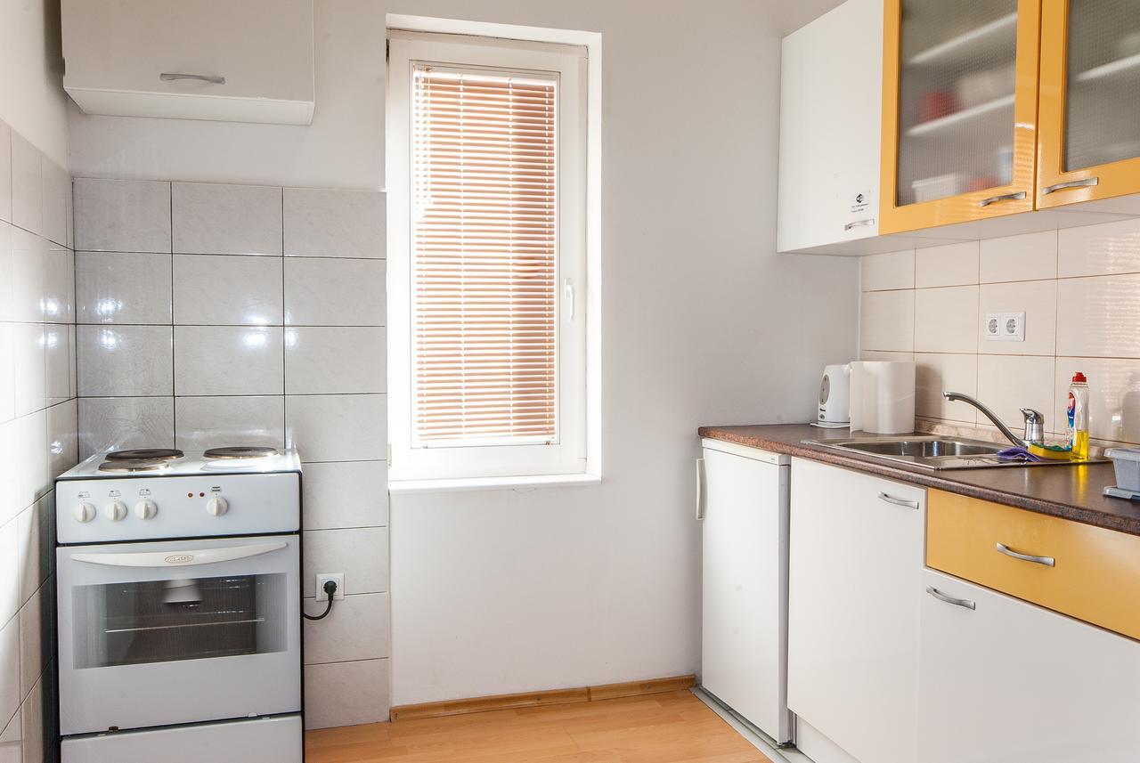 Apartments Kira ซาราเยโว ภายนอก รูปภาพ